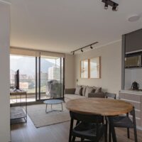 Balkon w bloku: zabudowa, podłoga, meble, przechowywanie i realne koszty